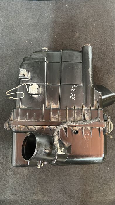 Корпус воздушного фильтра Лексус RX300