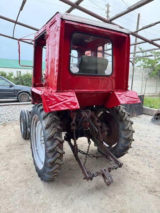 продам  трактор т-25