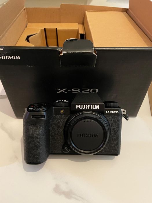 Aparat foto FUJIFILM