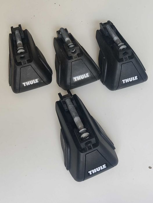 Тhule 853 20269 Комплект захвати / основи за надлъжни релси