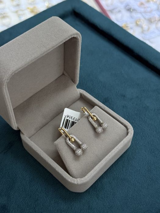 Золотые серьги с фианитами