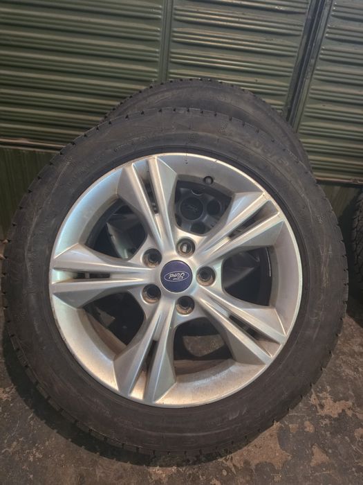 Зимни Гуми с джанти за Ford