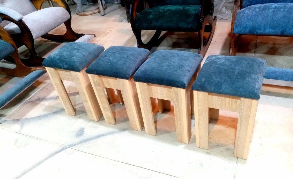 Продам новые кухонные табуретки!