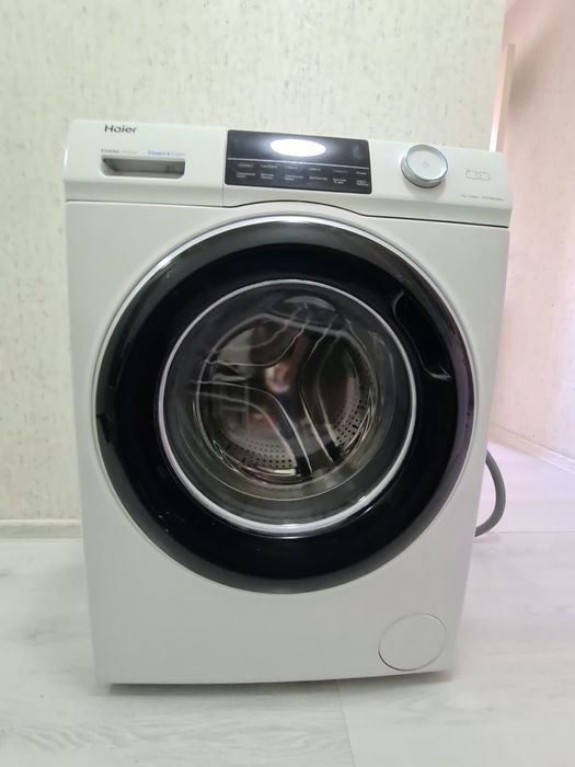 Продам стиральную машину Haier