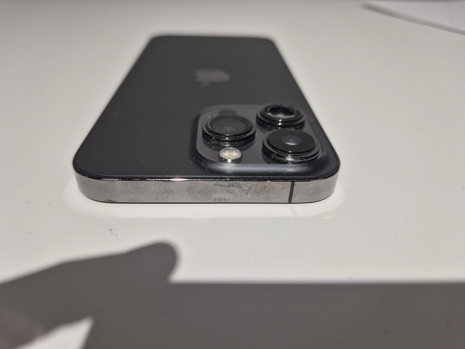 Iphone 13 pro , samsung s24
