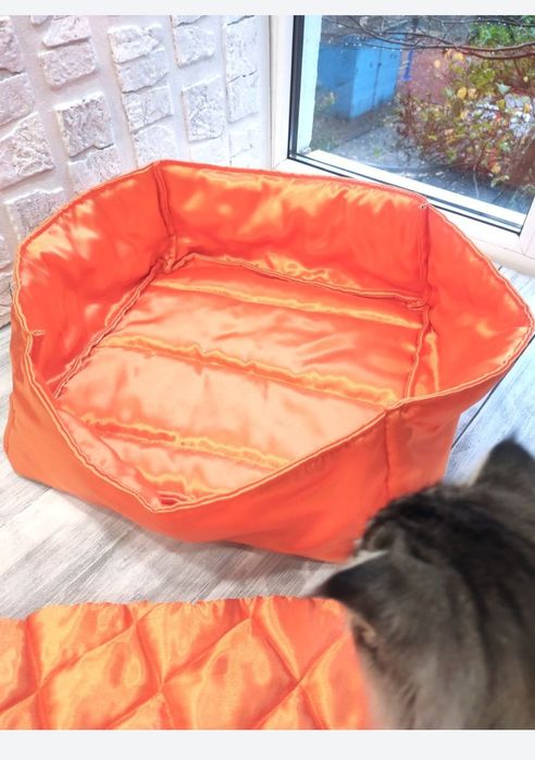 Лежанка для кошек Лежанка для котов