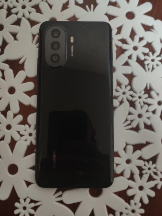 Huawei Nova Y70 Smartphone