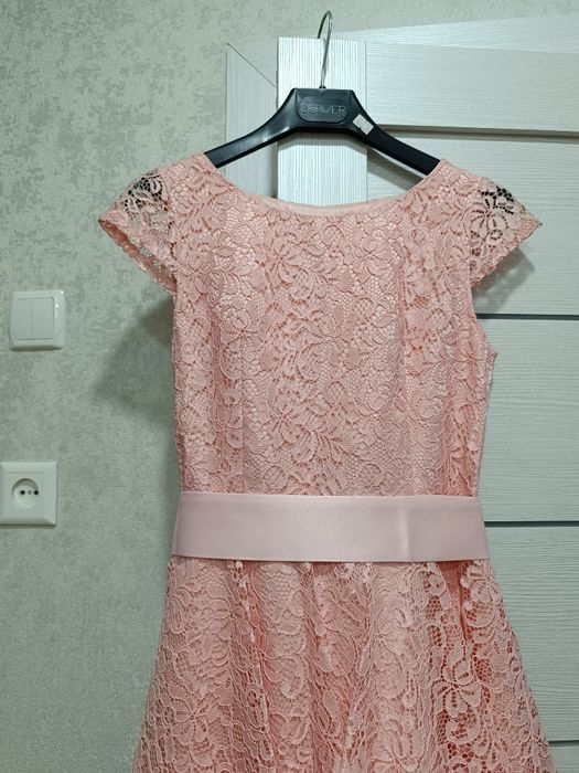 Вечернее женское платье