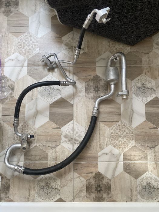 Трубка кондиционера от Кобальта Шевролет Шевроле Кобальт шланг кондёра