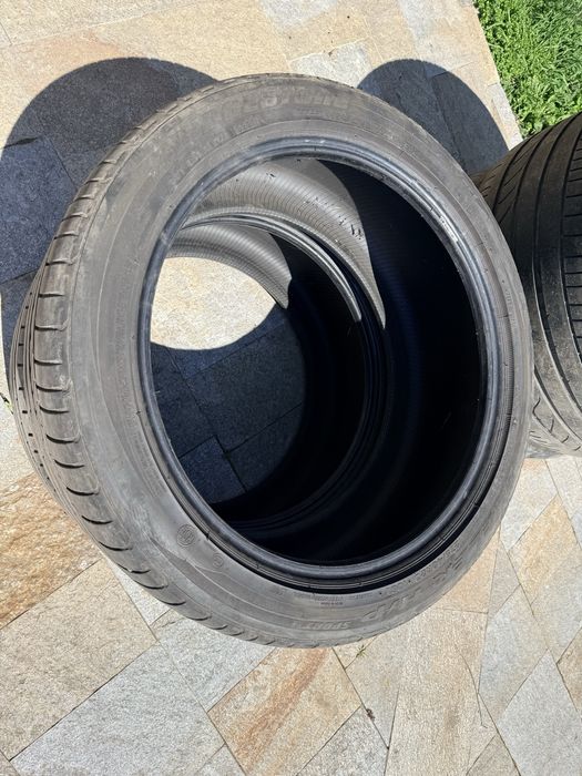 Гуми спорт пакет 275/40/20 и 315/35/20