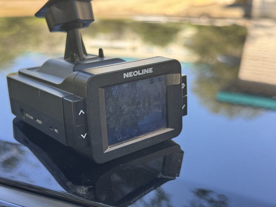 Продам видеорегистратор NEOLINE 9000c 3в1