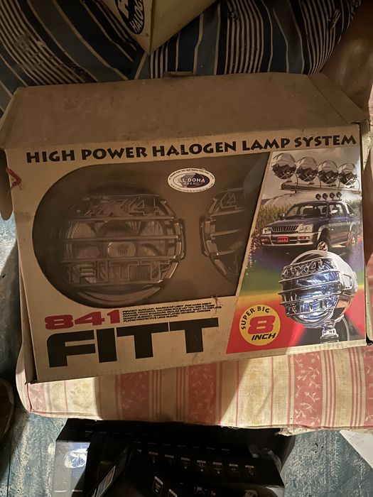 Продам фары на ленд крузер 100