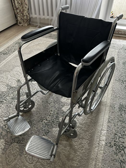 Ивалидное кресло коляска