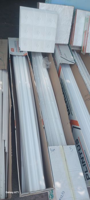 Плинтус потолочный 500 метр есть новые остатки