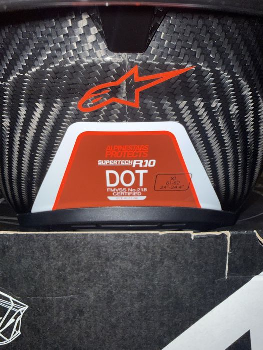Карбонова Каска ALPINESTARS Supertech R10 Team Black/Carb/Red/White