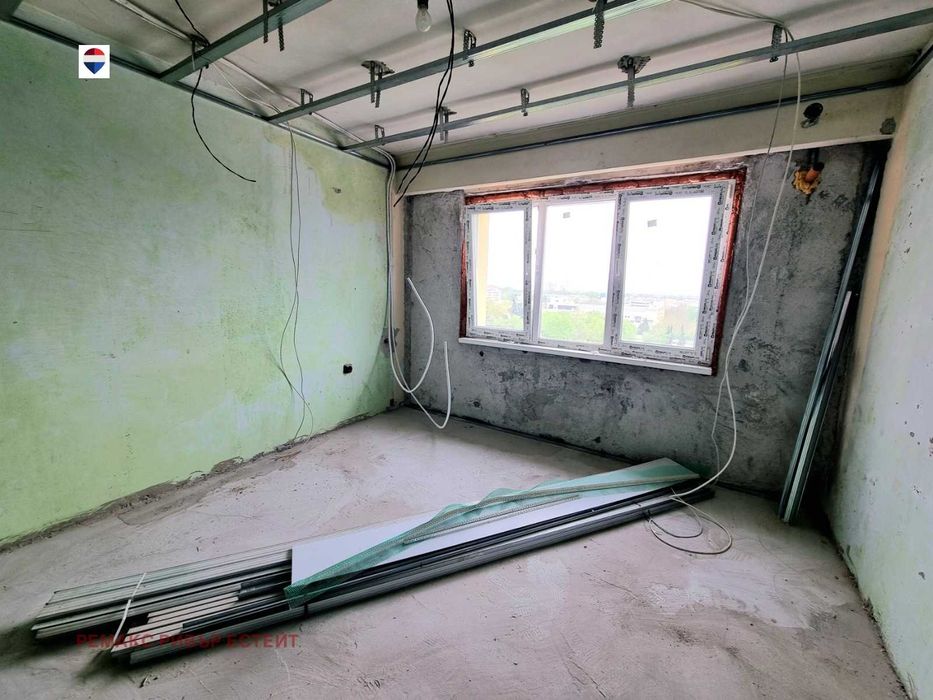 Продава се Тристаен апартамент в Русе, Здравец Изток - 80 кв.м за 498 €/кв.м - Снимка #1