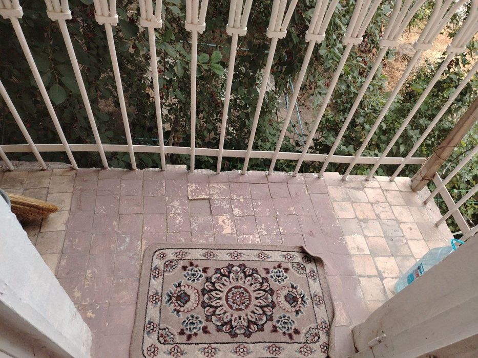 Чирчик ш. Навоий Детский больница кирпичный дом 2х/2/2