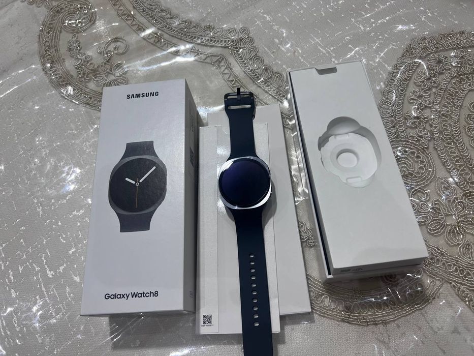 Samsung Galaxy watch 8 40 mm