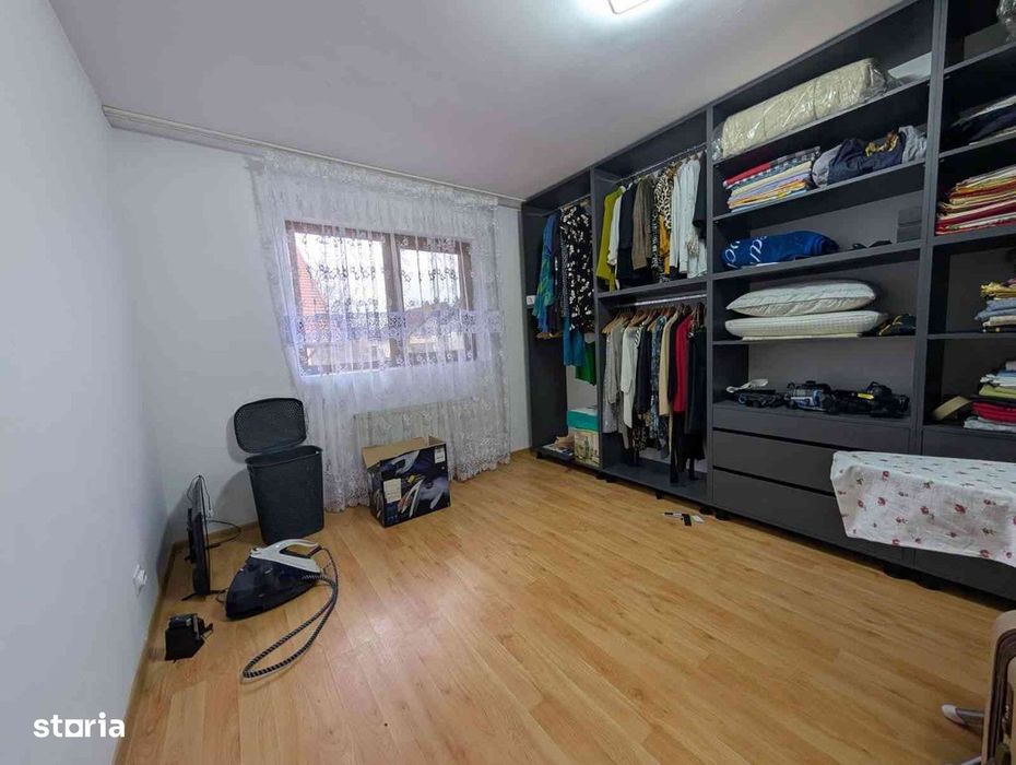 Vila individuala spațioasă, renovata, Cartier Astoria-Lunca Cetatuii