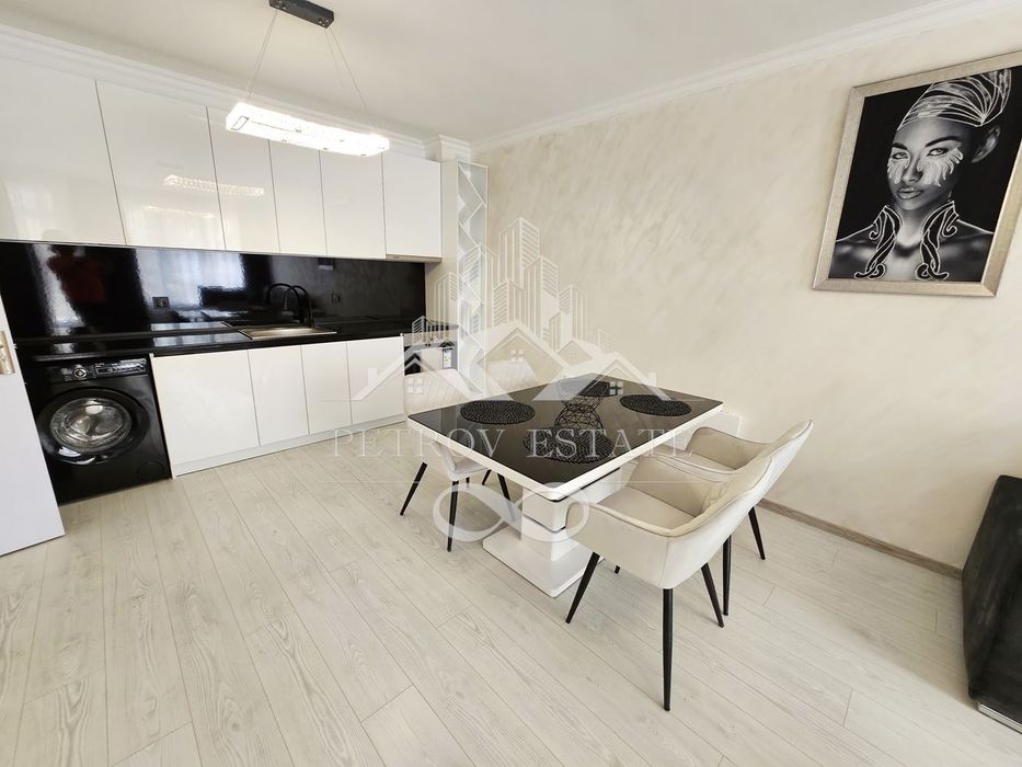 Продава се Двустаен апартамент в Велинград - 74 кв.м за 1802 €/кв.м - Снимка #2