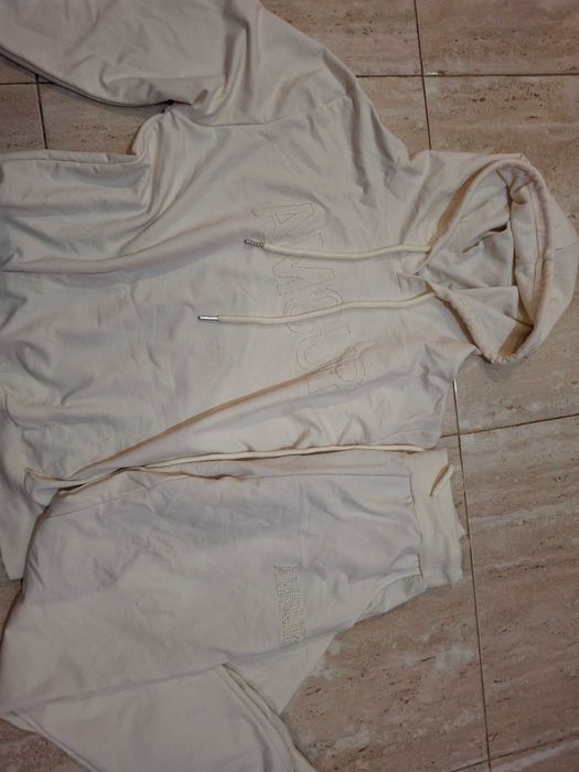 Дамски  спортен комплект