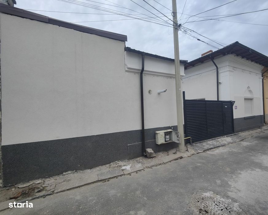 Spatiu comercial ultracentral 235 MP P+M DE INCHIRIAT SAU VANZARE