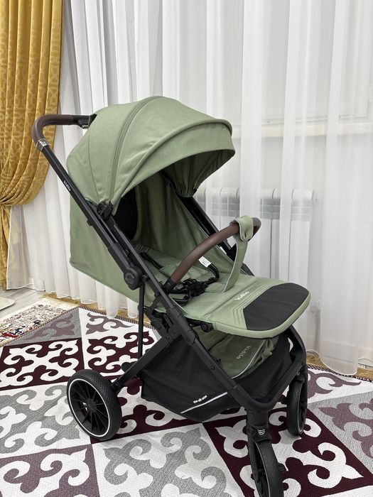 прогулочная коляска DADU Kidilo в оливковом цвете.