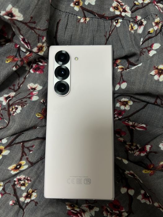 Samsung Galaxy Z Fold6