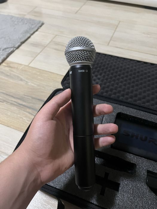 Shure BLX24 / SM58