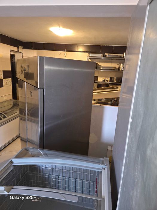 Frigider dulap inox doua uşi Masa rece doua usi