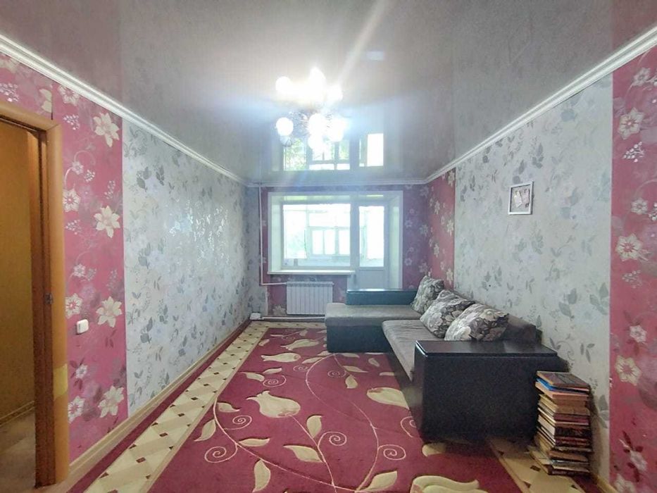 Продам 3 комнатную квартиру, 2/5 этаж, не угловая, комнаты раздельные