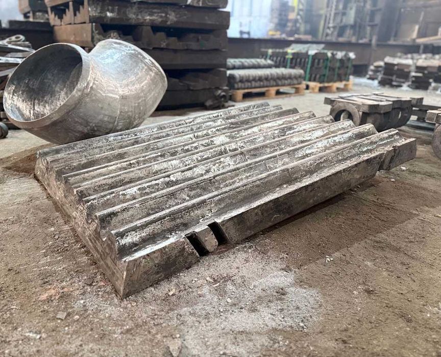 Дробящие плиты на щековые дробилки