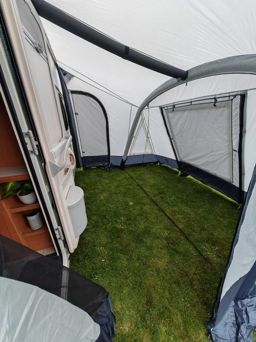 Cort pentru rulota partial cu structura pe aer ONE BEAM AIR 325