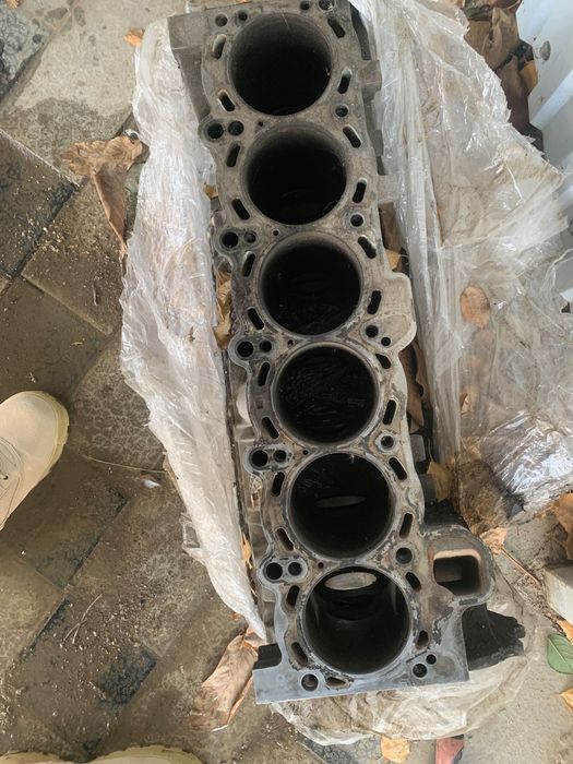 блок цилиндров на бмв х5