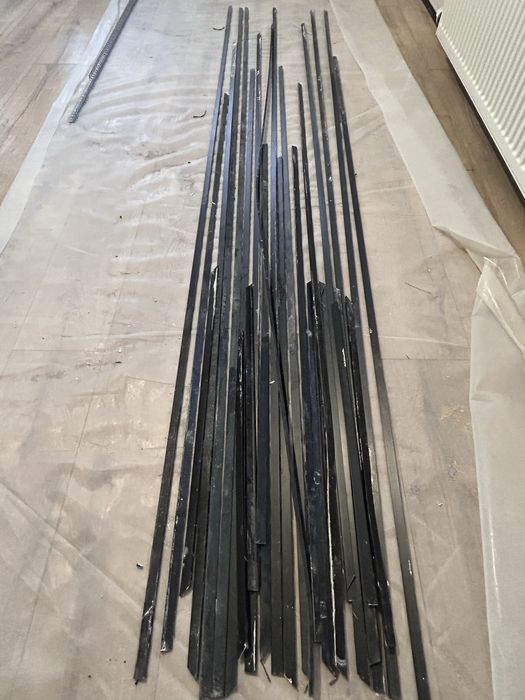 Микроплинтус алюминиевый демонтированный, примерно 45 м