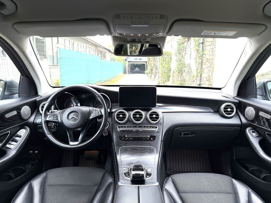 Vand Mercedes-benz GLC 220D 4Matic anul 2018