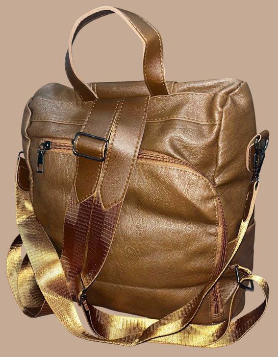 Красива дамска чанта от естествена кожа