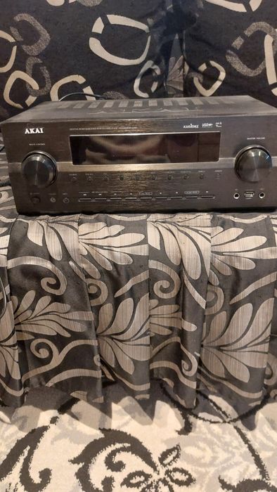Vand sistem audio de 350 de watii.