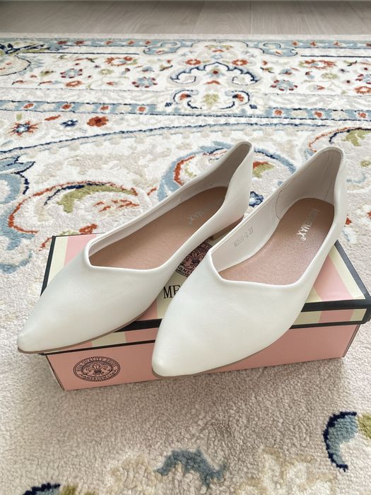 Туфли и балетка