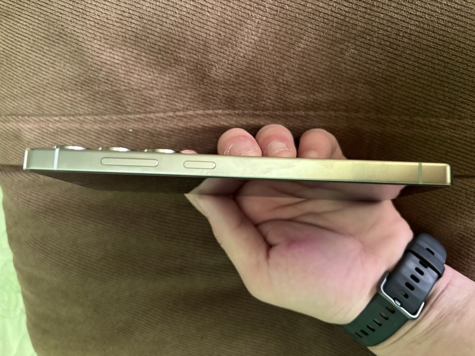 Продам Samsung Galaxy s25 ultra