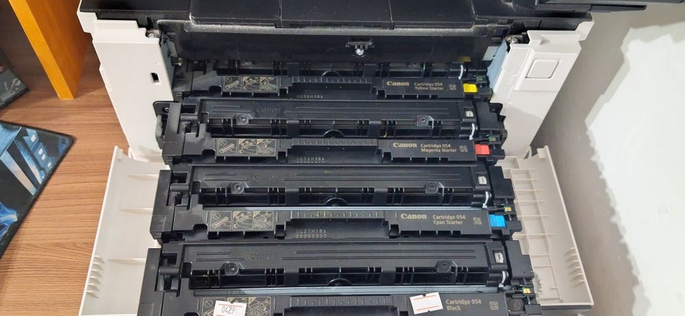 Продам принтер Canon MF641Cw  i-sensus