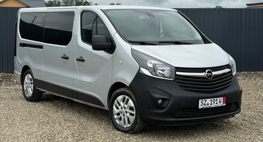 Opel Vivaro Extra Lung / 1.6 CDTi 145 CP Euro6 / 8 + 1 Locuri / Tva Deductibil /