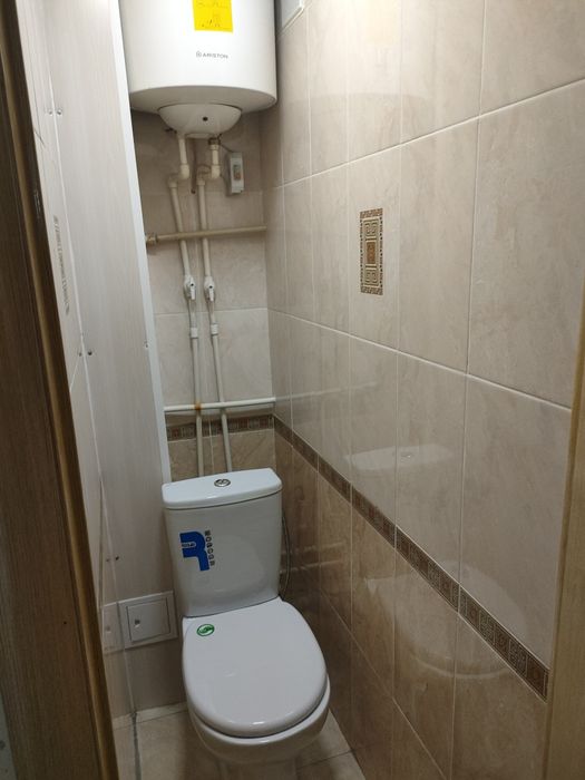 Продам 1комм квартиру