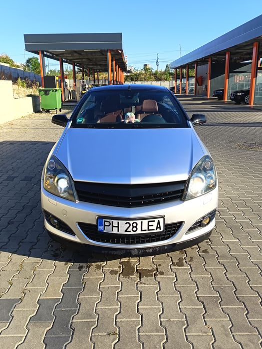 Opel Astra H Twintop