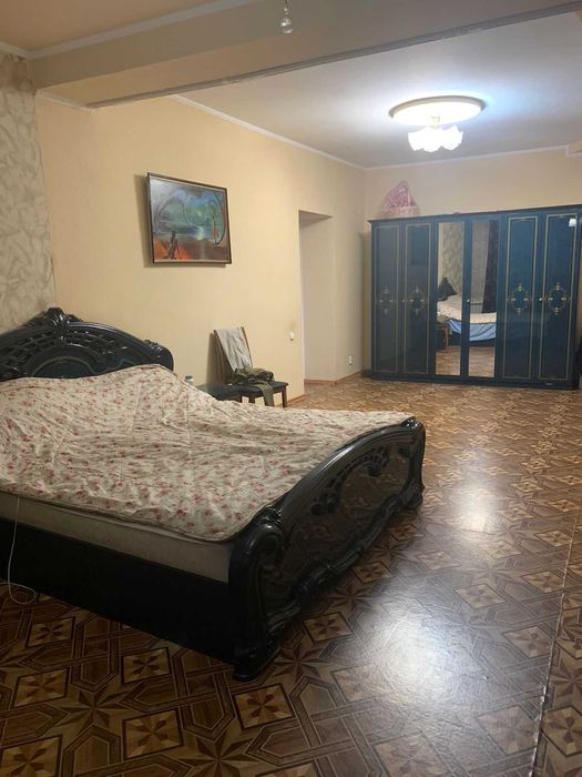 №Д0134.Продается отличный двухуровневый дом в соц. городе.