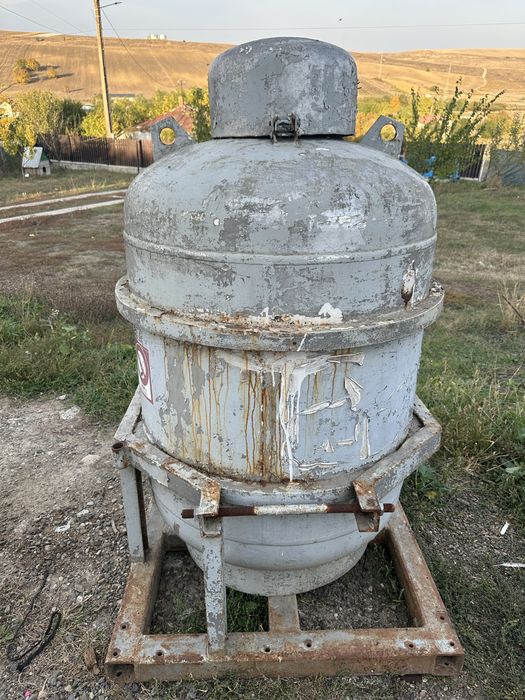 Bazin gpl rezervor 500 lcu tot cu regulatoare