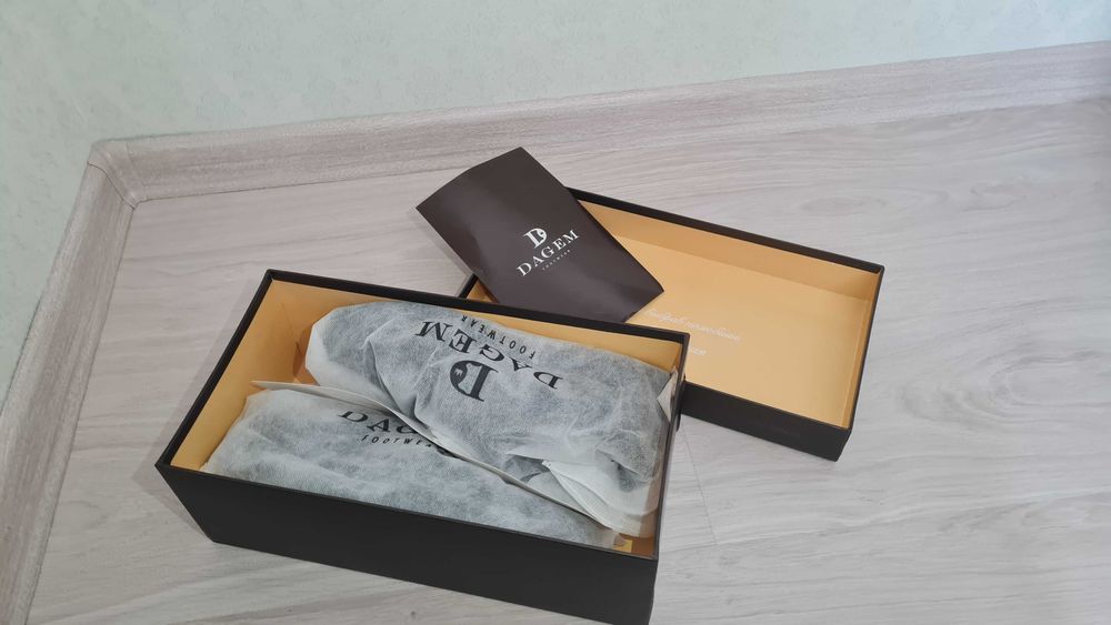 Продаю Мужские туфли Dagem 44 размер