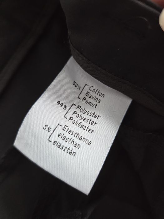 Дамски черен панталон с елегантна кройка