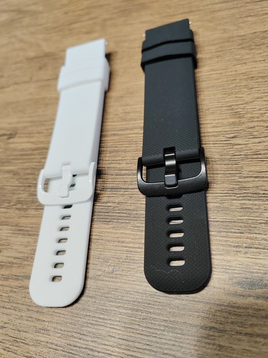 Продавам Смарт Часовник с 3.25см пълен сензорен екран