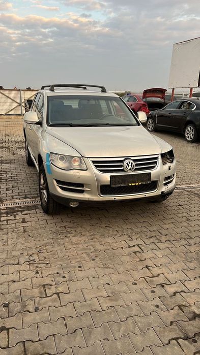 Dezmembram Volkswagen Touareg 2.5 TDI din 2009